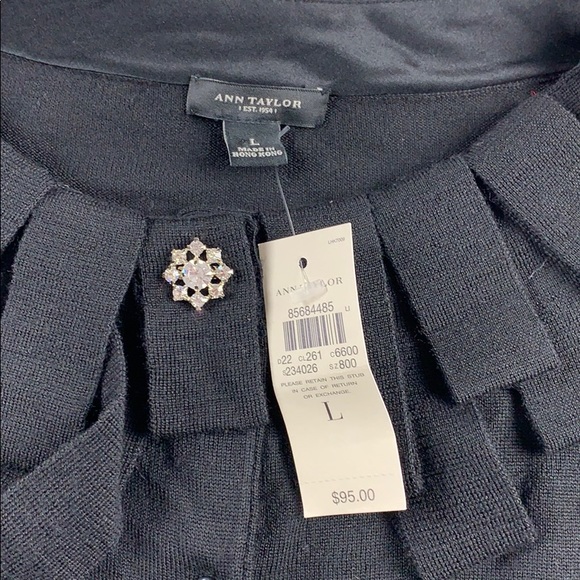 🎈🎈SOLD! NWT Ann Taylor Merino Cardigan FLAWS 🎈 - Picture 5 of 7